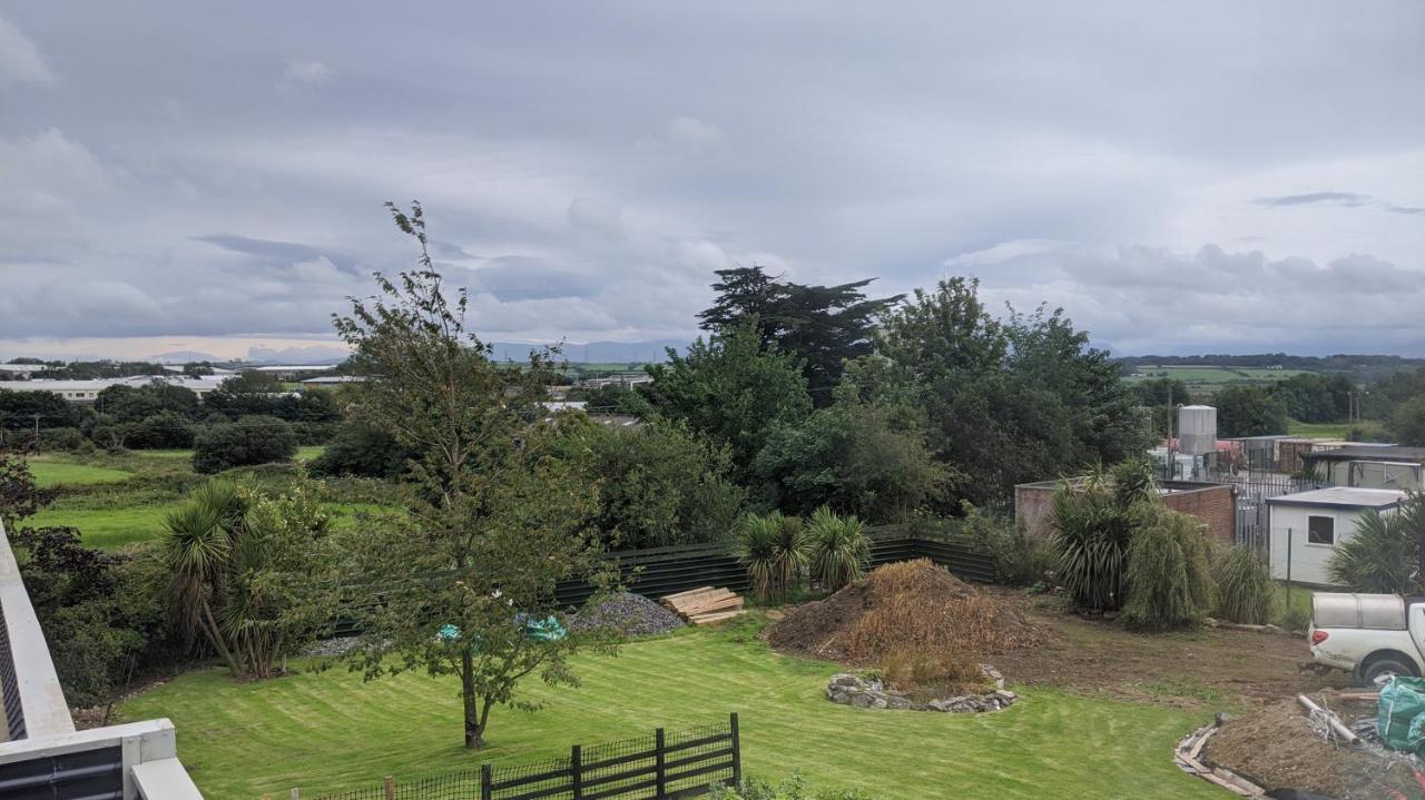 Glennydd House Villa Llangefni Bagian luar foto